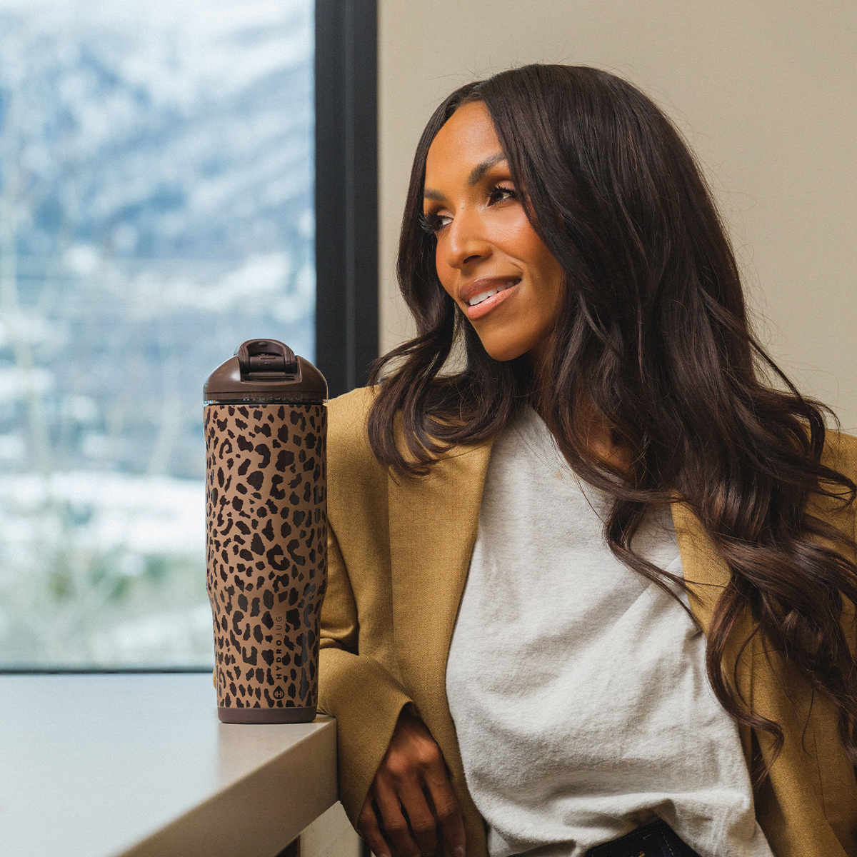 brown-leopard-32oz-946ml-d4 Ease32-BrownLeopard-WPI-8.png