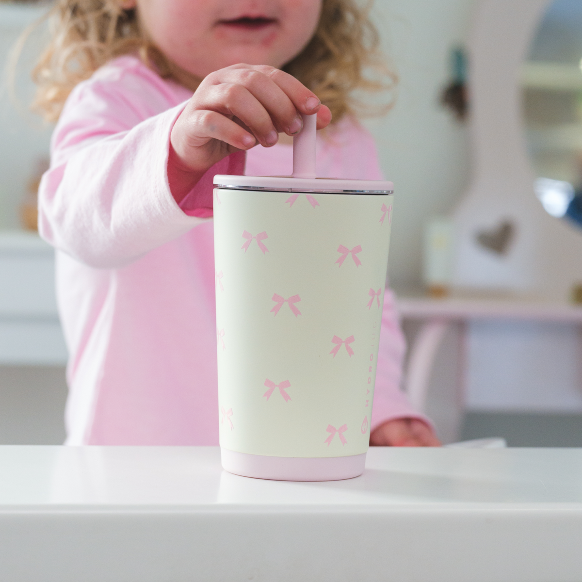 bows-14oz-415ml-r2 EverydayTumbler-Bows-WPI_1.png
